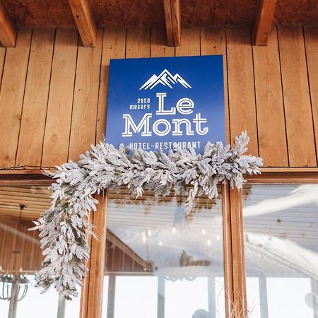 Le Mont Hotel Almaty Bagian luar foto